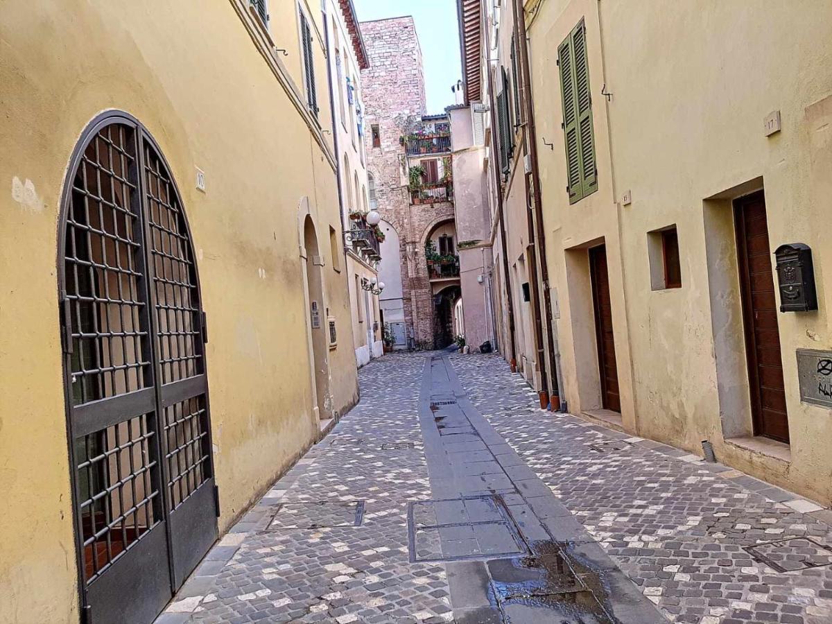 Ospitaci Appartamenti San Salvatore Foligno Ngoại thất bức ảnh